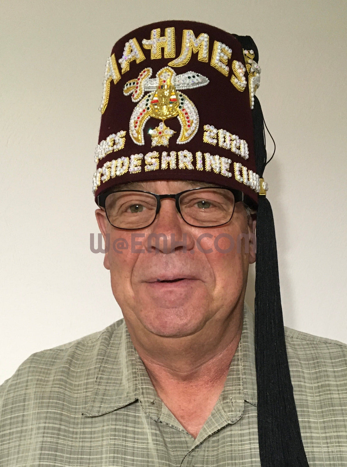 Shriner Single Row Jeweled Fez